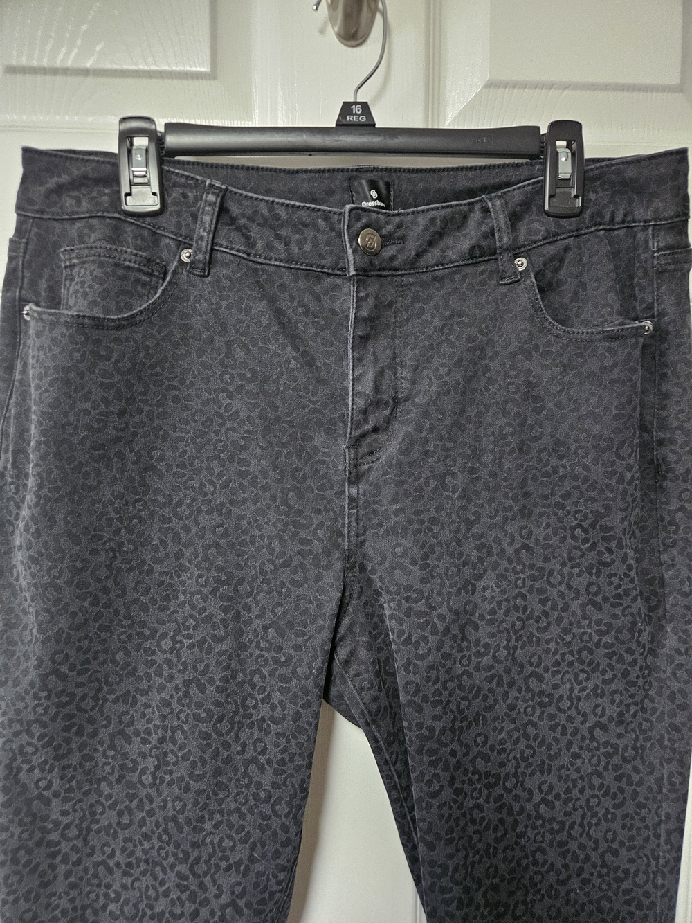 Dress Barn Black Leopard-Print Skinny Jeans